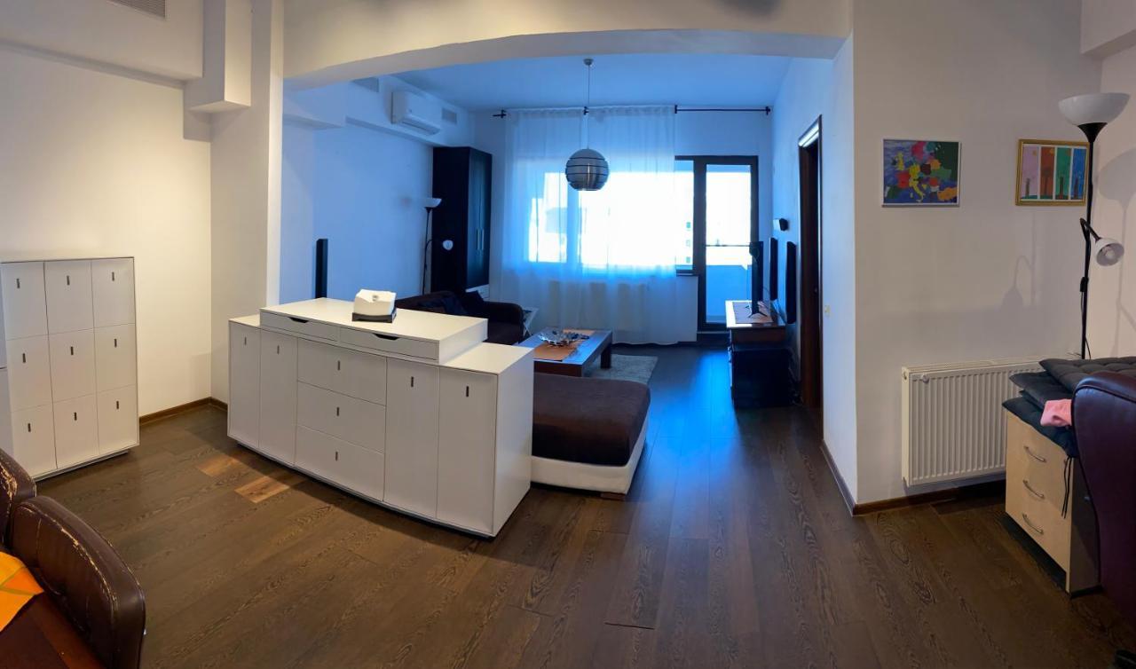 Gis North House *
